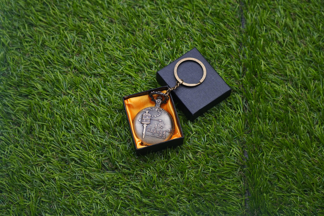 Ladakh Antique Pocket Watch Keychain - 4