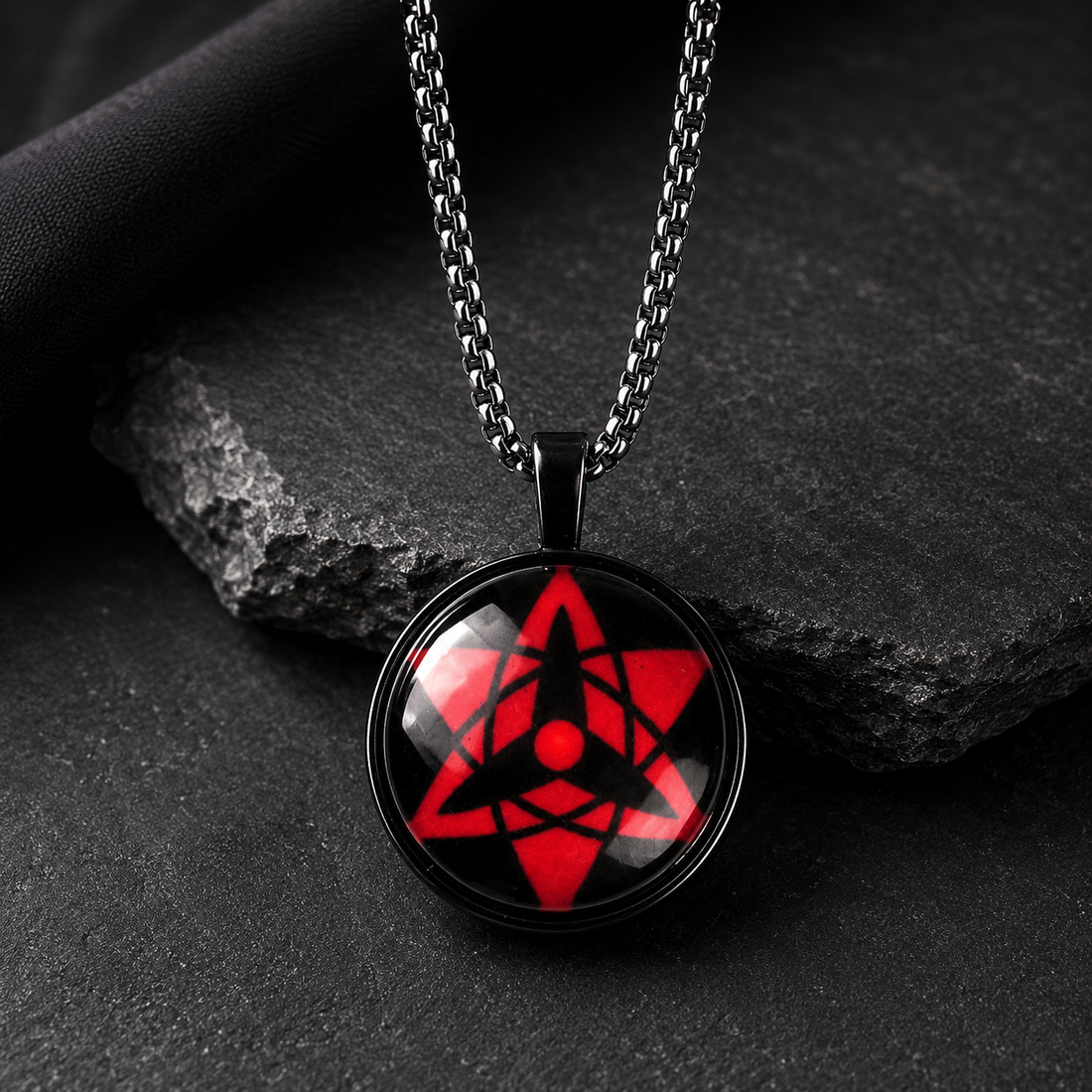 Naruto Anime Sasuke's Etrenal Magekyou Sharingan Locket