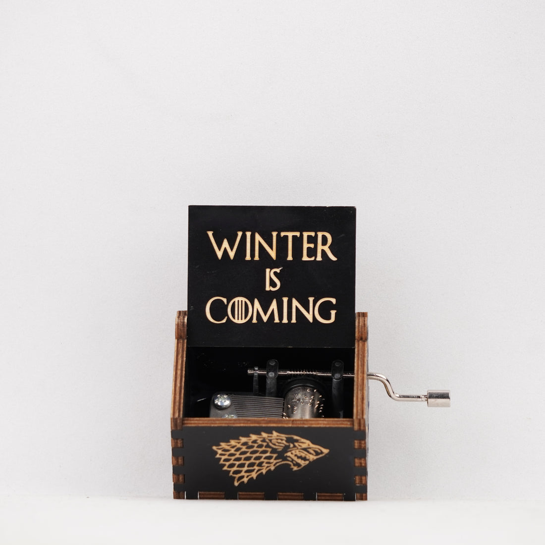 Game of Thrones Manual Music Box – Hand-Cranked Black Wooden Box with Epic Theme Tune
