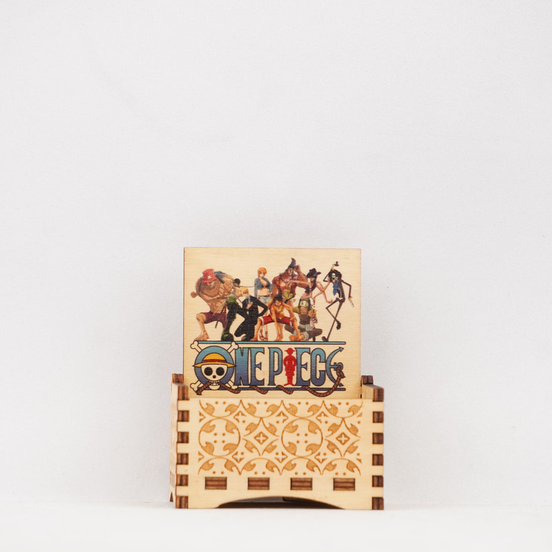 One Piece Automatic Music Box – Wooden Anime Collectible with Iconic Pirate Tune