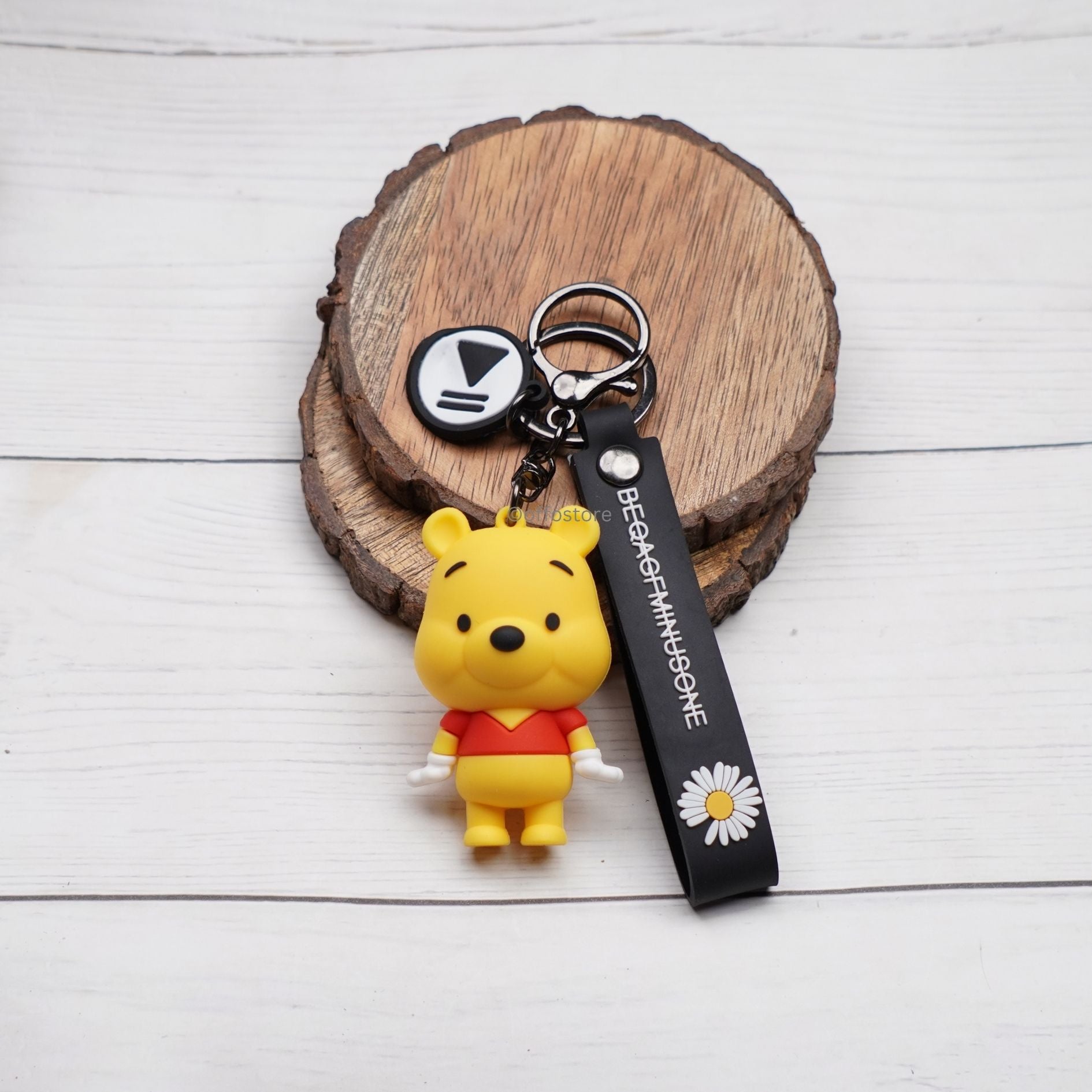 Winnie-The-Pooh Rubber Keychain-1