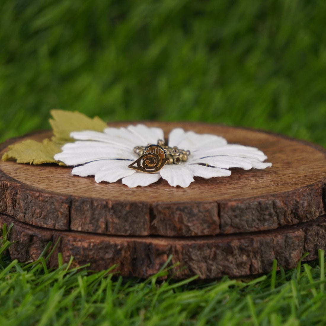 Naruto Anime Hidden Leaf Village Gold Stud (Single)